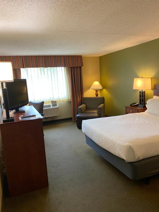 Hotel Doubletree By Hilton Austin, Mn Exteriér fotografie
